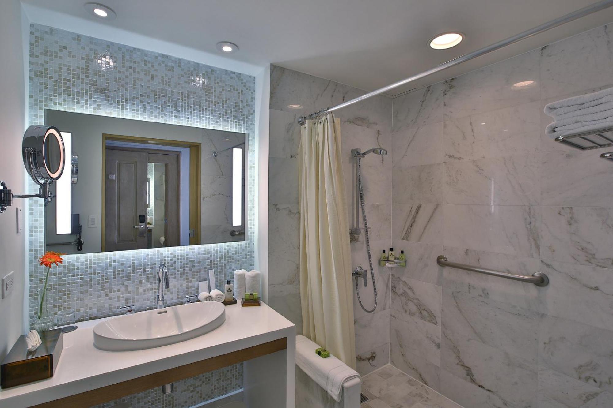 Intercontinental Tegucigalpa At Multiplaza Mall By Ihg Εξωτερικό φωτογραφία
